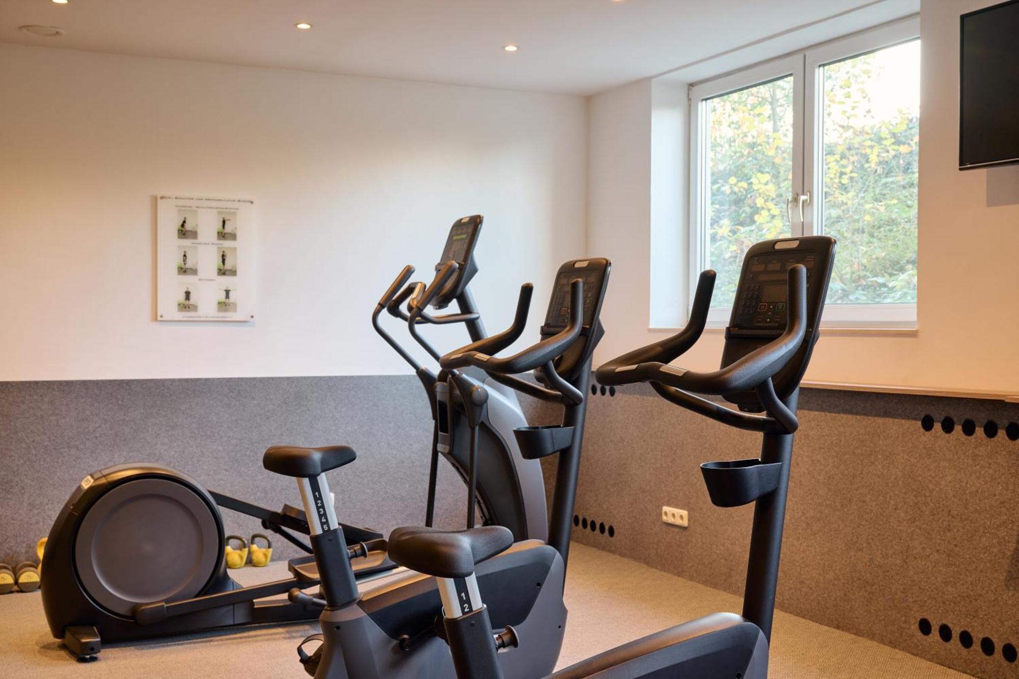Momentum Hotel Anif Ngoại thất bức ảnh